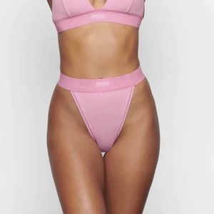 SKIMS Cotton Ribbed Logo Thong BUBBLEGUM Size 2X NWT